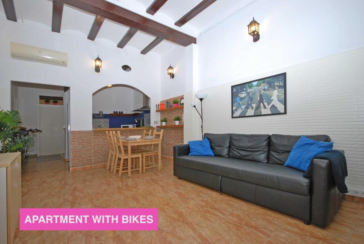 Apartments Valencia, Cabanal ภายนอก รูปภาพ
