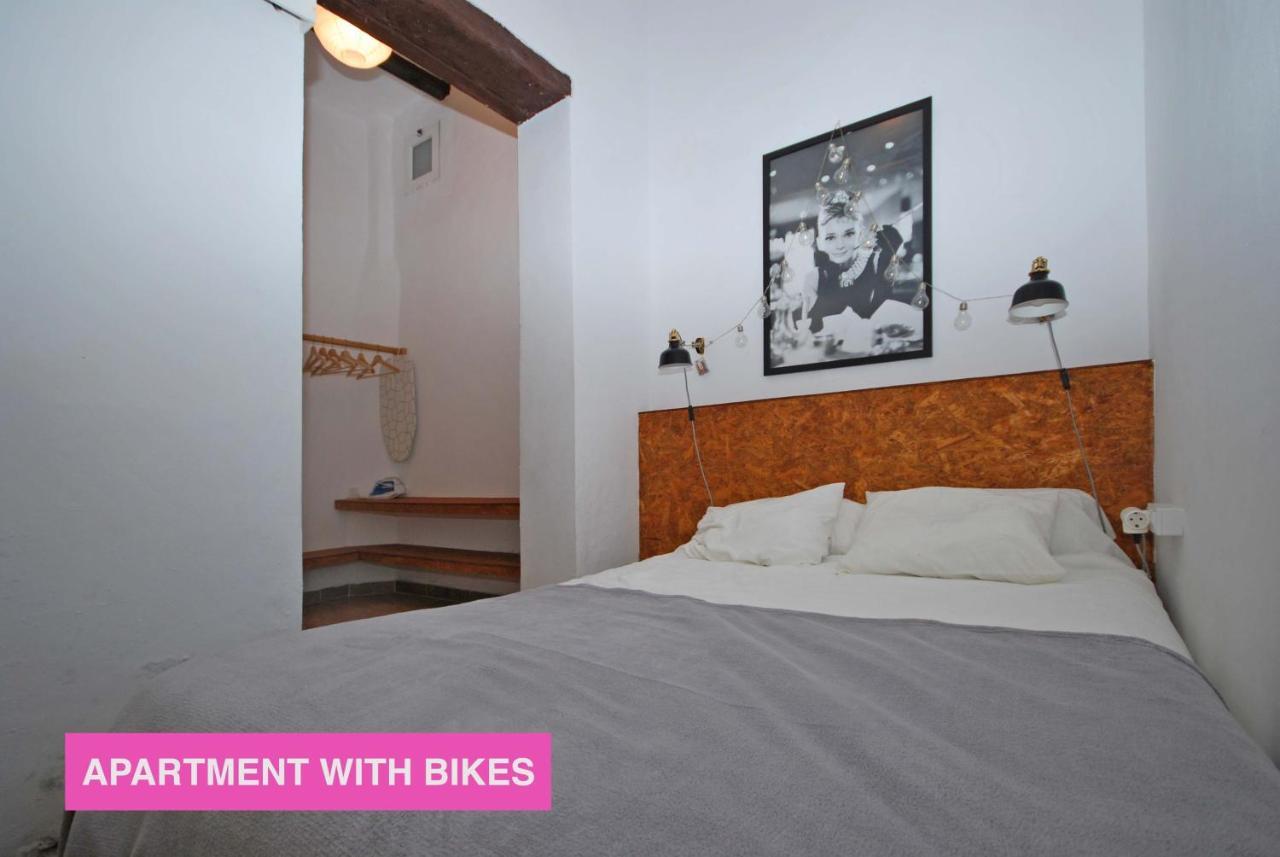 Apartments Valencia, Cabanal ภายนอก รูปภาพ