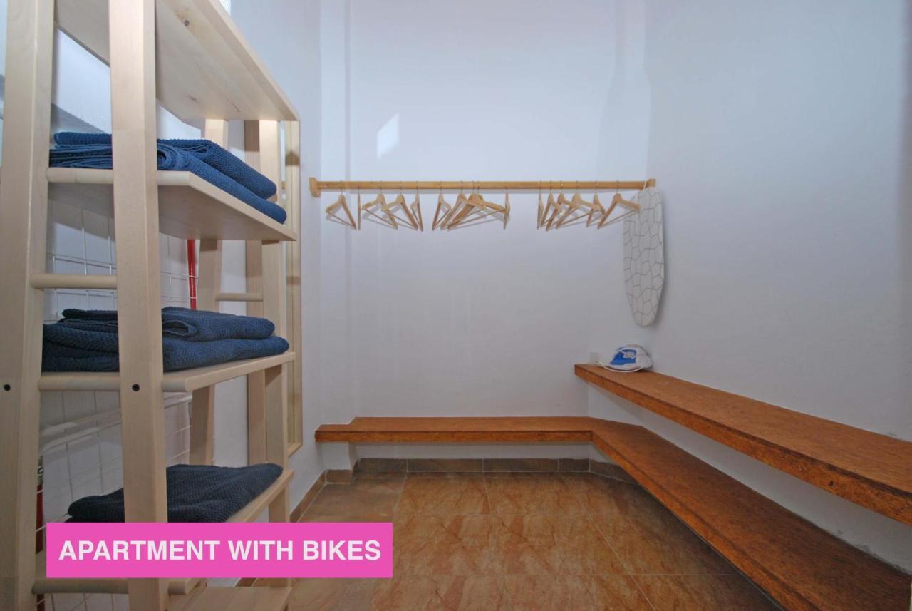 Apartments Valencia, Cabanal ภายนอก รูปภาพ
