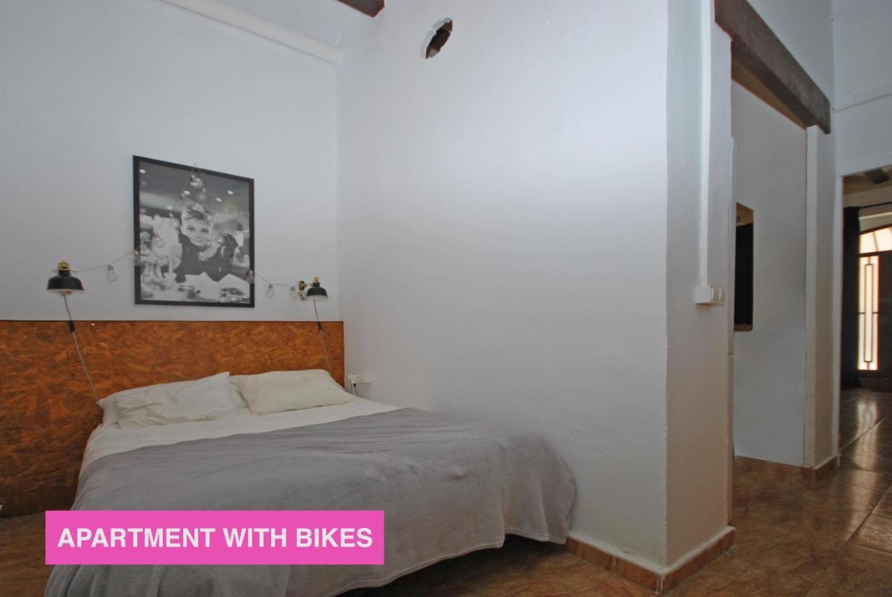 Apartments Valencia, Cabanal ภายนอก รูปภาพ