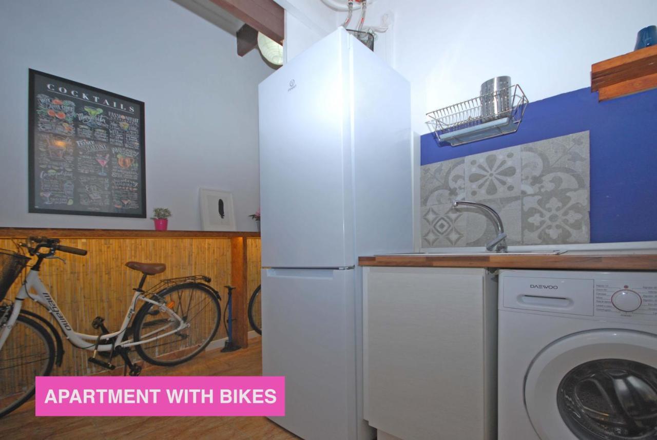 Apartments Valencia, Cabanal ภายนอก รูปภาพ