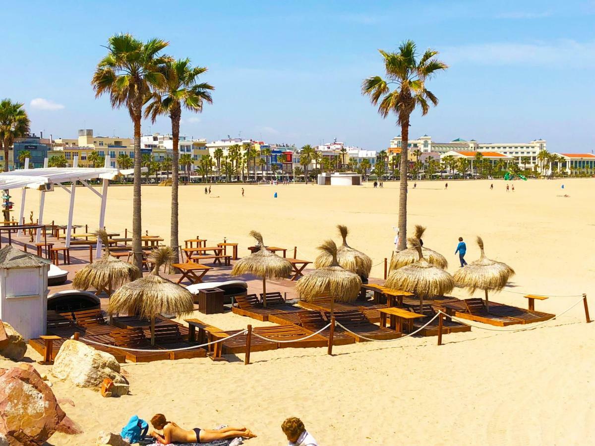 Apartments Valencia, Cabanal ภายนอก รูปภาพ
